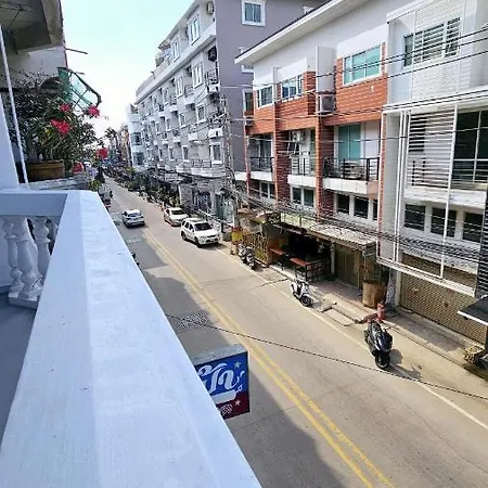 Kaneang Apartment-กันเองอพาร์ทเมนท์ Jomtien Beach Exterior photo