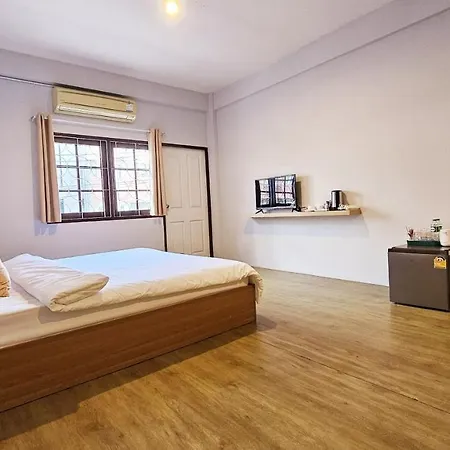 Kaneang Apartment-กันเองอพาร์ทเมนท์ Jomtien Beach Exterior photo